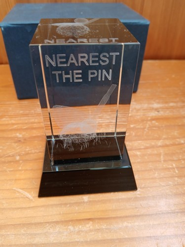 Etched glass golf - glass, paperweight