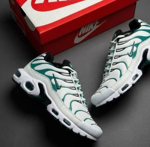 Mens nike size white - uk,