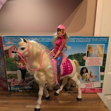 BARBIE ELECTRONIC WALKING MOVING DREAM HORSE WITH SOUNDS & DOLL IN ORIGINAL BOX