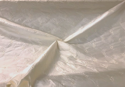 Embroidered pure silk fabric - silk,