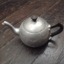 TEAPOT SWAN EMPIRE VINTAGE