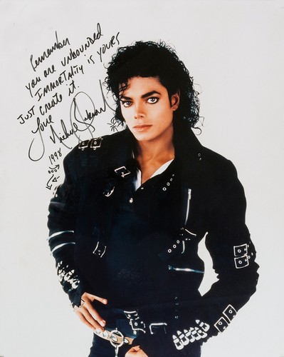 Michael jackson autograph - jackson,