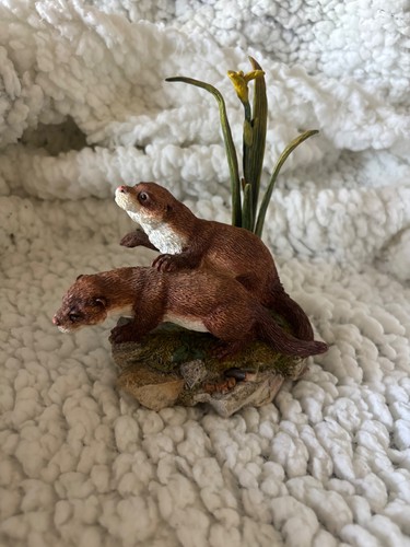 Vintage otter family figurine - otter,