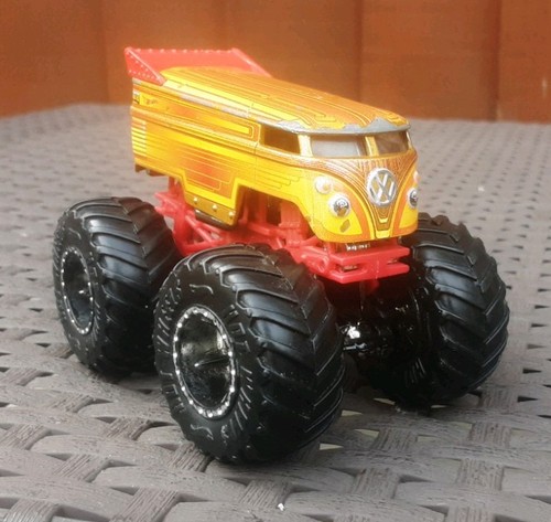 Hot wheels monster truck - monster,