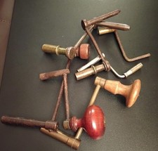 7  Antique/Vintage  CLOCK