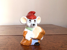 Vintage Ceramic Figuirine