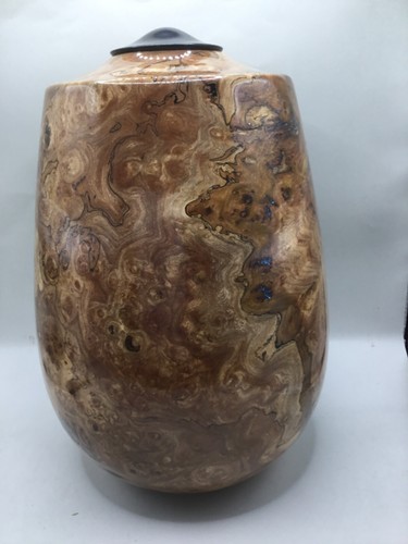 Wood urn professional - wood, urn,