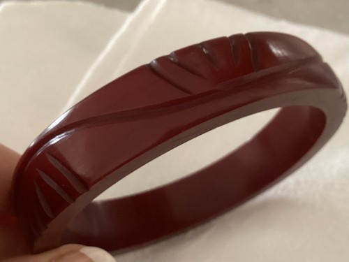 Vintage art deco bakelite - art,