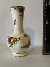 Tate Vintage Retro Royal Albert Old Country Roses BUD VASE Collectible Retro Era