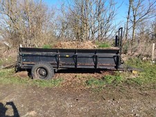 tipping stables yard muck
