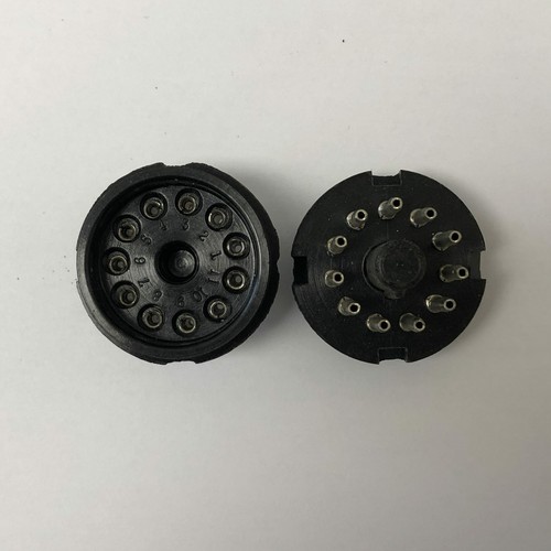 Pin relay base plug - 11,