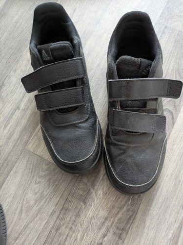 Adidas black trainers - trainers, 3