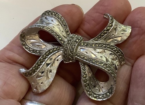 Beautifully detailed vintage