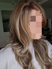 Long Wavy natural look Wig Mixed Blonde Highlights