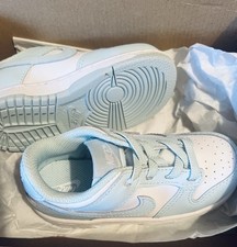 Kids / infants Nike Dunks BNIB White and Blue Size 7.5 UK Brand New In Box 