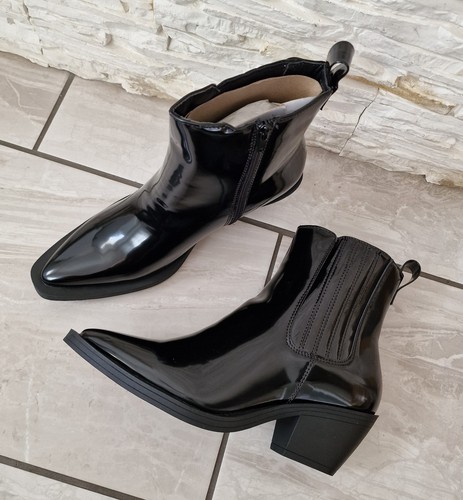 Womens black pointed - pointed, toe