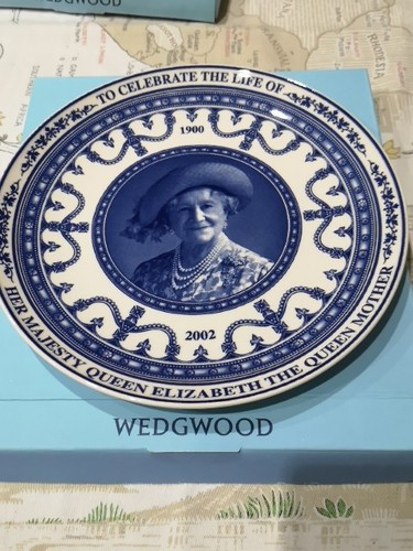 Wedgwood plate boxed to - wedgwood,