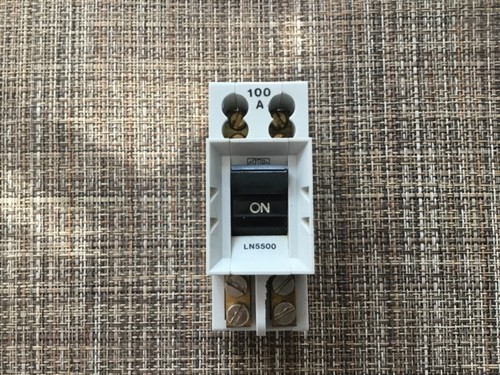 Ln5500 double pole breaker - mk,
