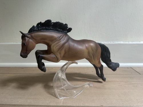 Breyer jumping connemara - breyer,