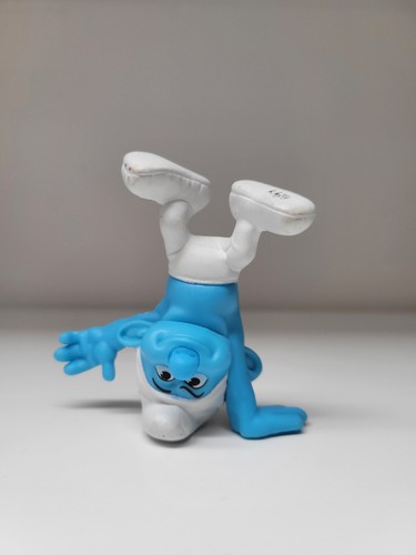 Hefty from smurfs - smurfs,