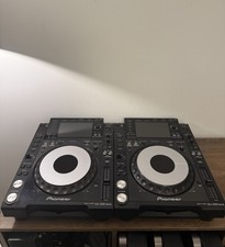 Pioneer CDJ 2000 Nexus Pair