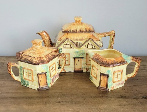Cottage ware keele pottery - cottage,