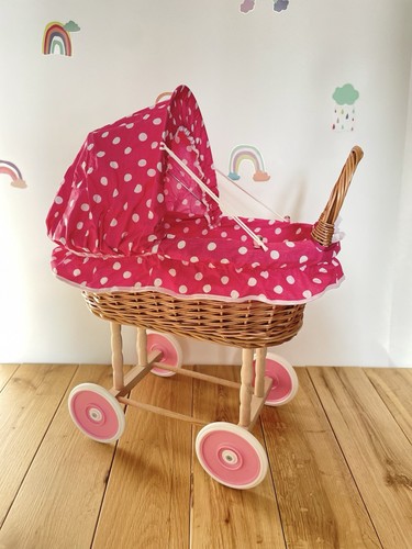 Dolls pram with folding hood