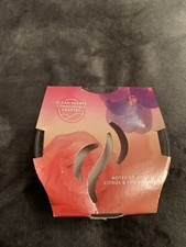 1 x Glade Limited Edition Scented Candle Petals and Blossom 224g NEW!