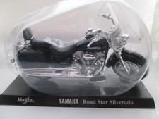 YAMAHA ROAD STAR SILVERADO MAISTO  1-18 SCALE MOTORCYCLE MODEL