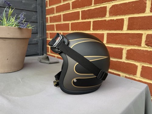 500 motorcycle helmet - 500,