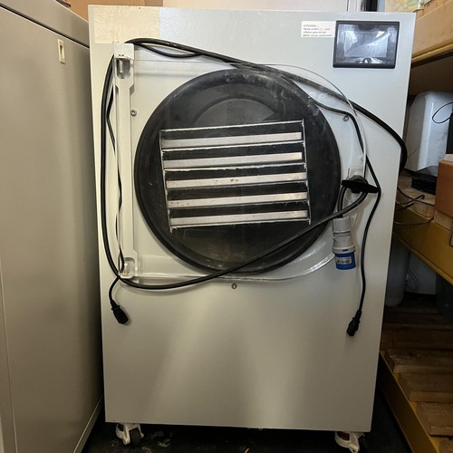 Large freeze dryer - &, xl