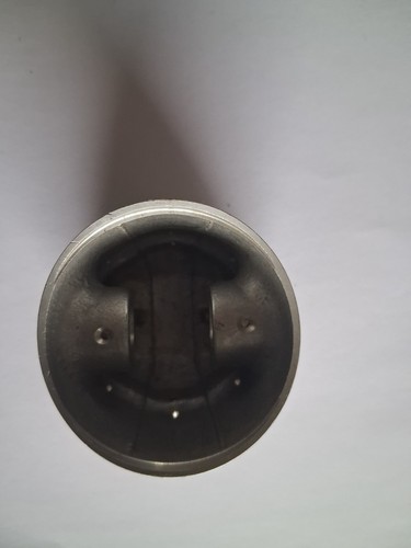 Triumph 3ta pistons - triumph,