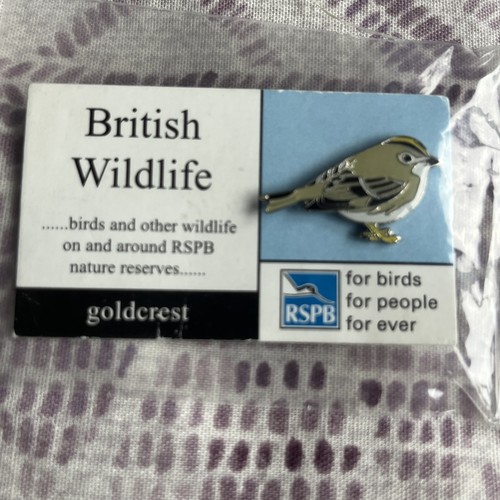 Rspb pin badge goldcrest - rspb,