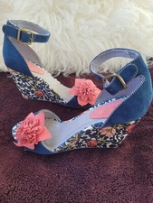 Ruby Shoes  Size 5 Navy Coral  Wedges Open Toes Ankle Strap Round Toe Flower 