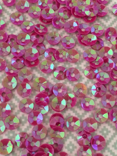 Sequins 4mm orchid dark - 4mm,