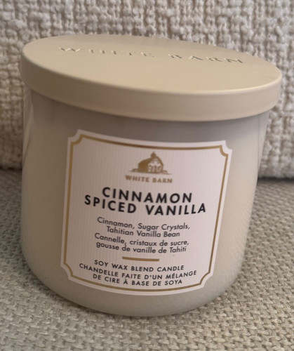 Bath body works - bath, cinnamon