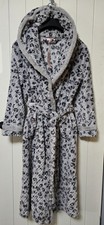 BNWT GORGEOUS BOUX AVENUE
