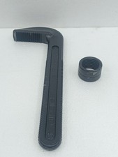 RIDGID 48" PIPE WRENCH HOOK