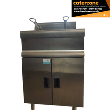 Lincat Twin Tank Twin Basket Free Standing Natural Gas Fryer - Refurbished