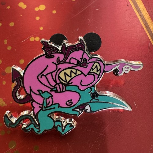 Disney trading pin pain - disney,