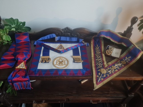 Masons masonic regalier - masons,