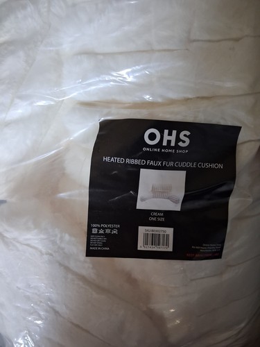 Heated faux fur cuddle cushion - fur,