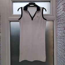 Fred Perry sleeveless tipped