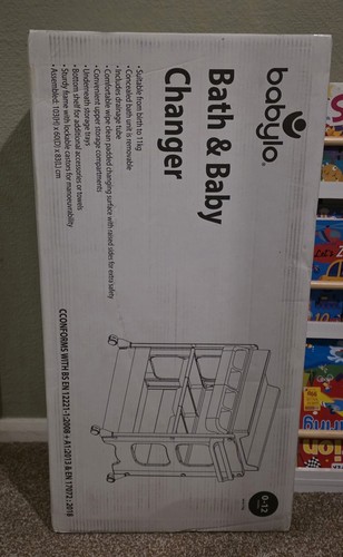 Baby changing table - baby, built