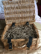 Small whicker hamper - for gifting