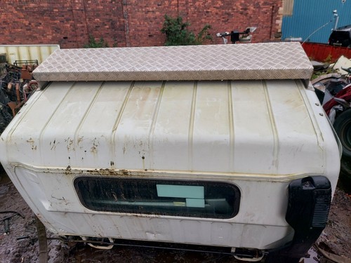 Mitsubishi fuso rear window - mitsubishi,