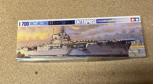 Tamiya 700 water - 1/700, line