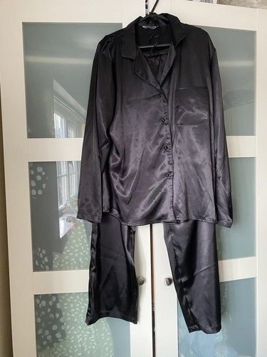 Woman black satin pyjama - m&s,