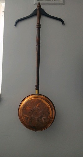 Vintage copper long handle bed - copper,