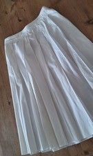 ZARA BOX PLEAT SKIRT IVORY SIZE S